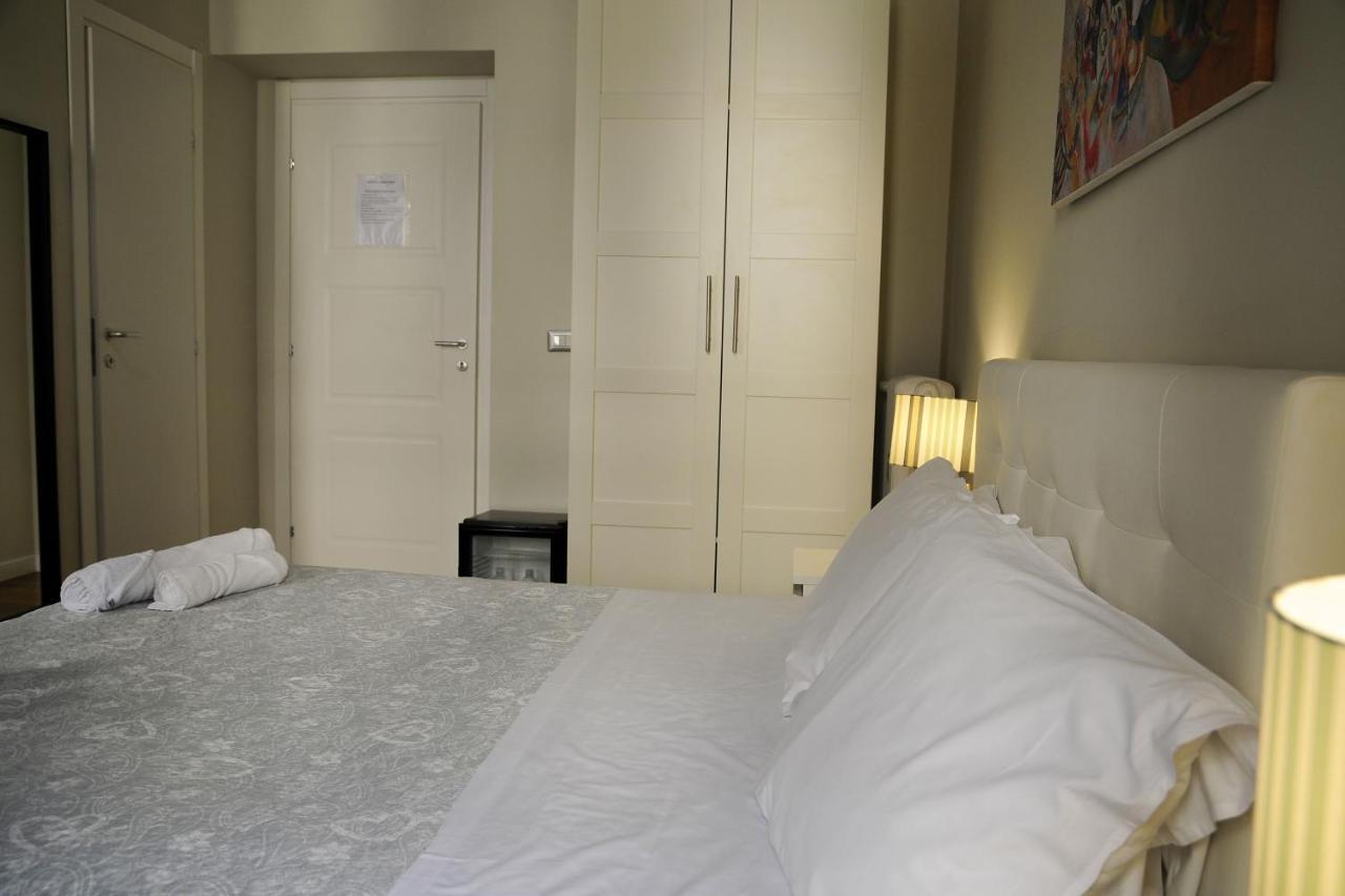 The Castle Inside Rome Hotel Exterior photo